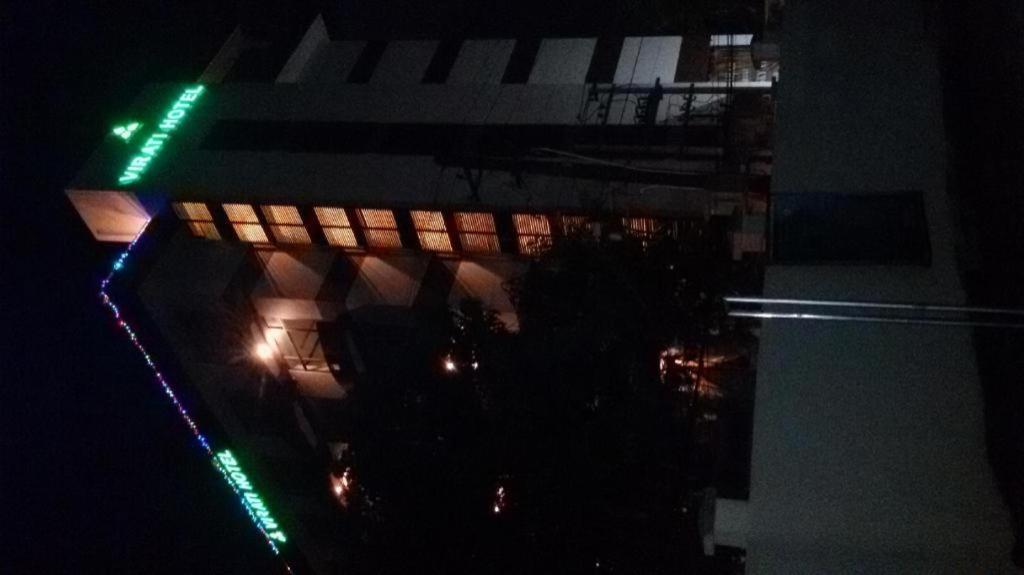 Virati Hotel Yangon Esterno foto