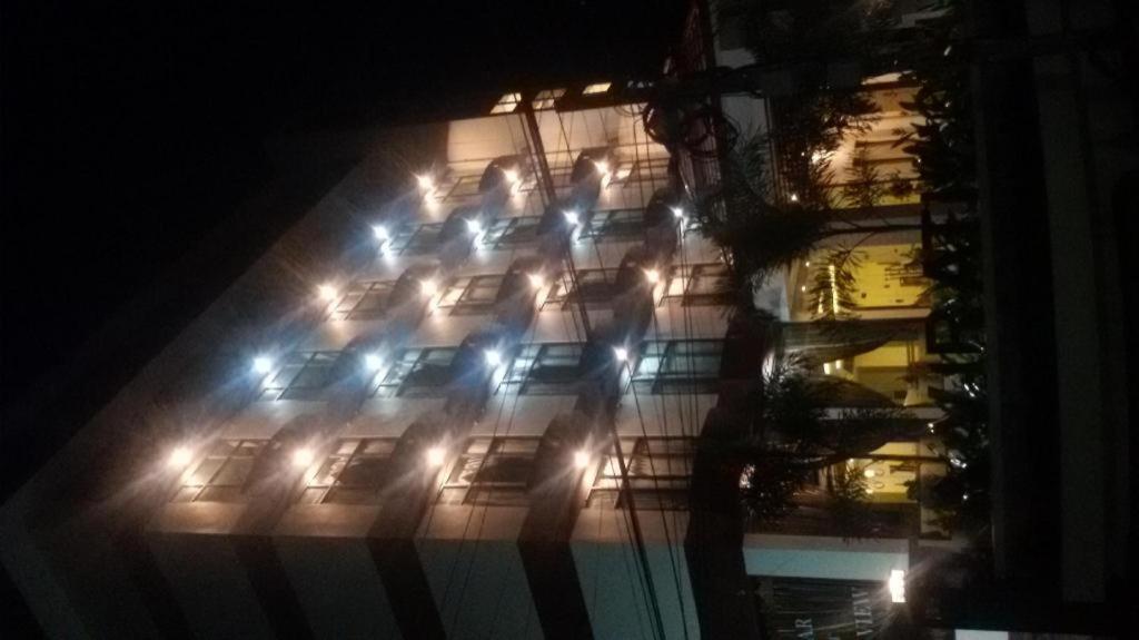 Virati Hotel Yangon Esterno foto