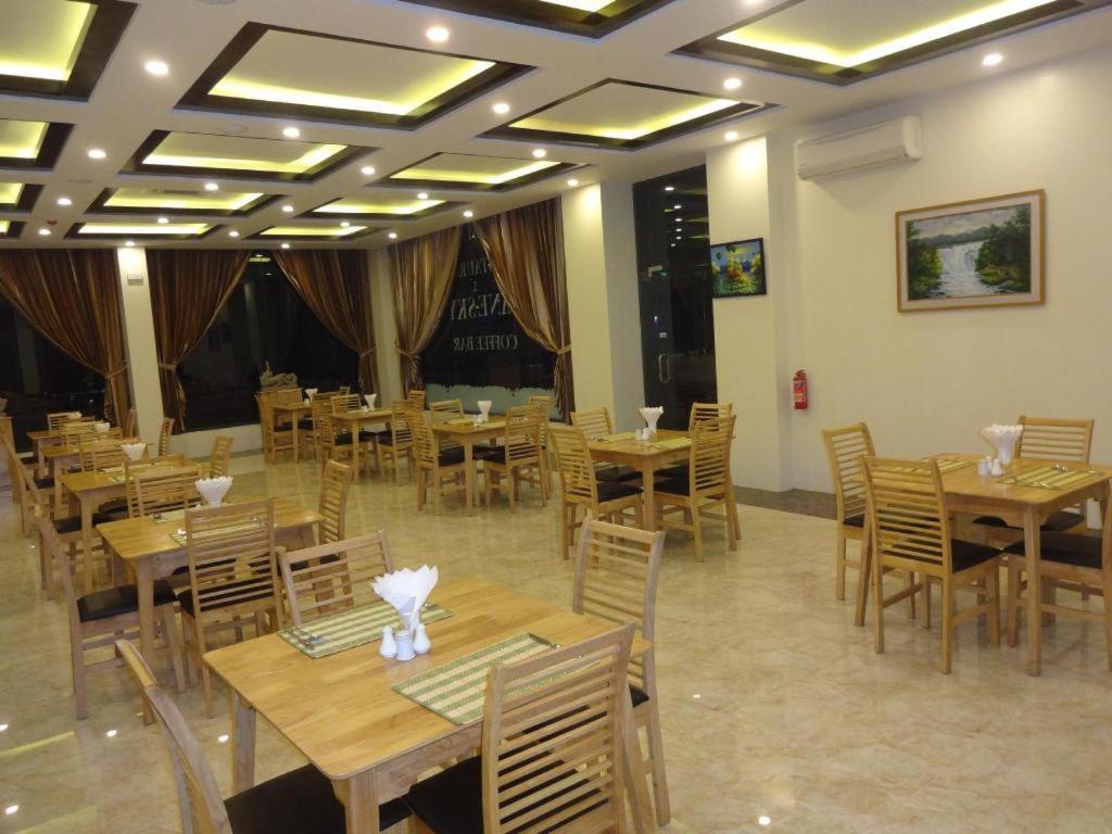 Virati Hotel Yangon Esterno foto