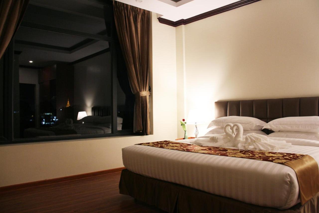 Virati Hotel Yangon Esterno foto