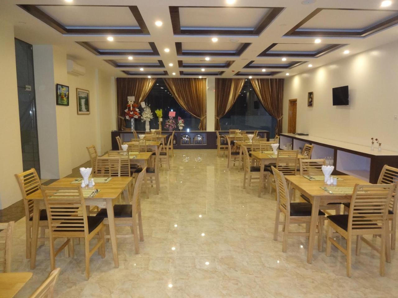 Virati Hotel Yangon Esterno foto