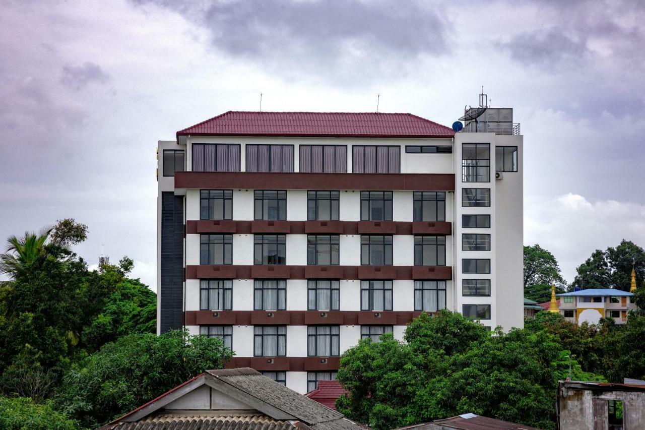 Virati Hotel Yangon Esterno foto